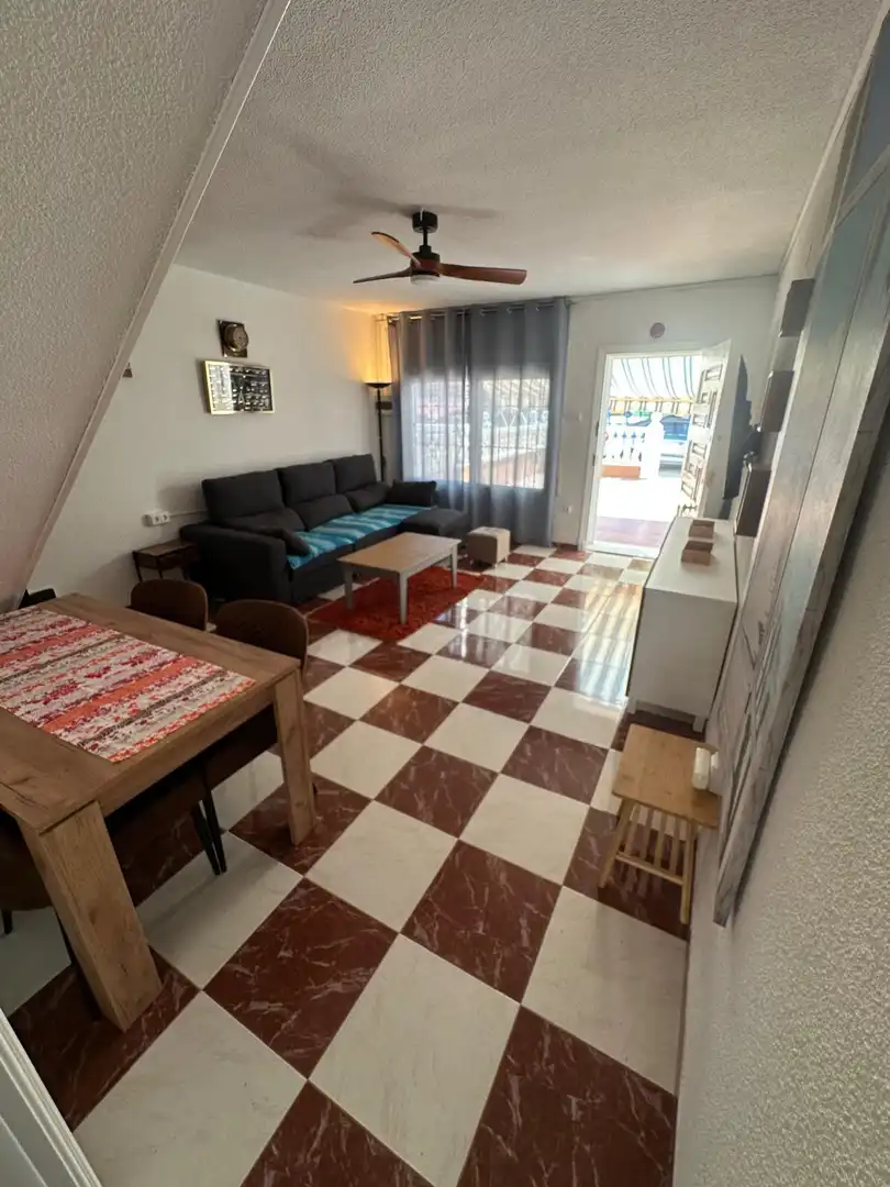 Sala de estar de Dúplex de alquiler en Cartagena con Calefacción, Terraza y Amueblado