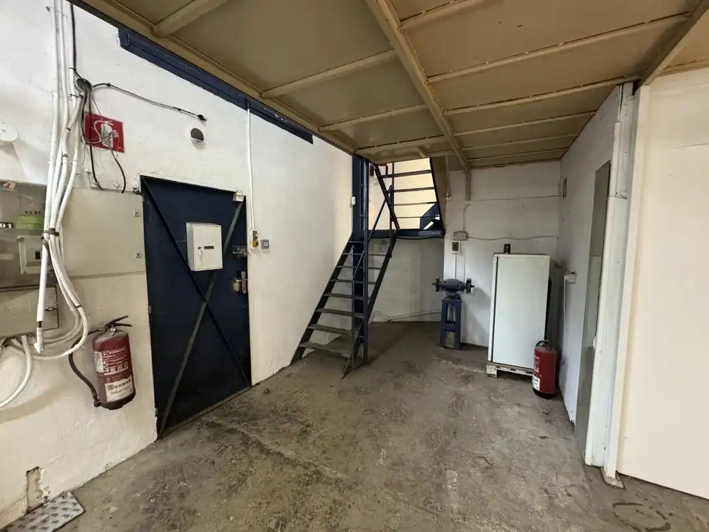 Industrial buildings for sale in Legazpi