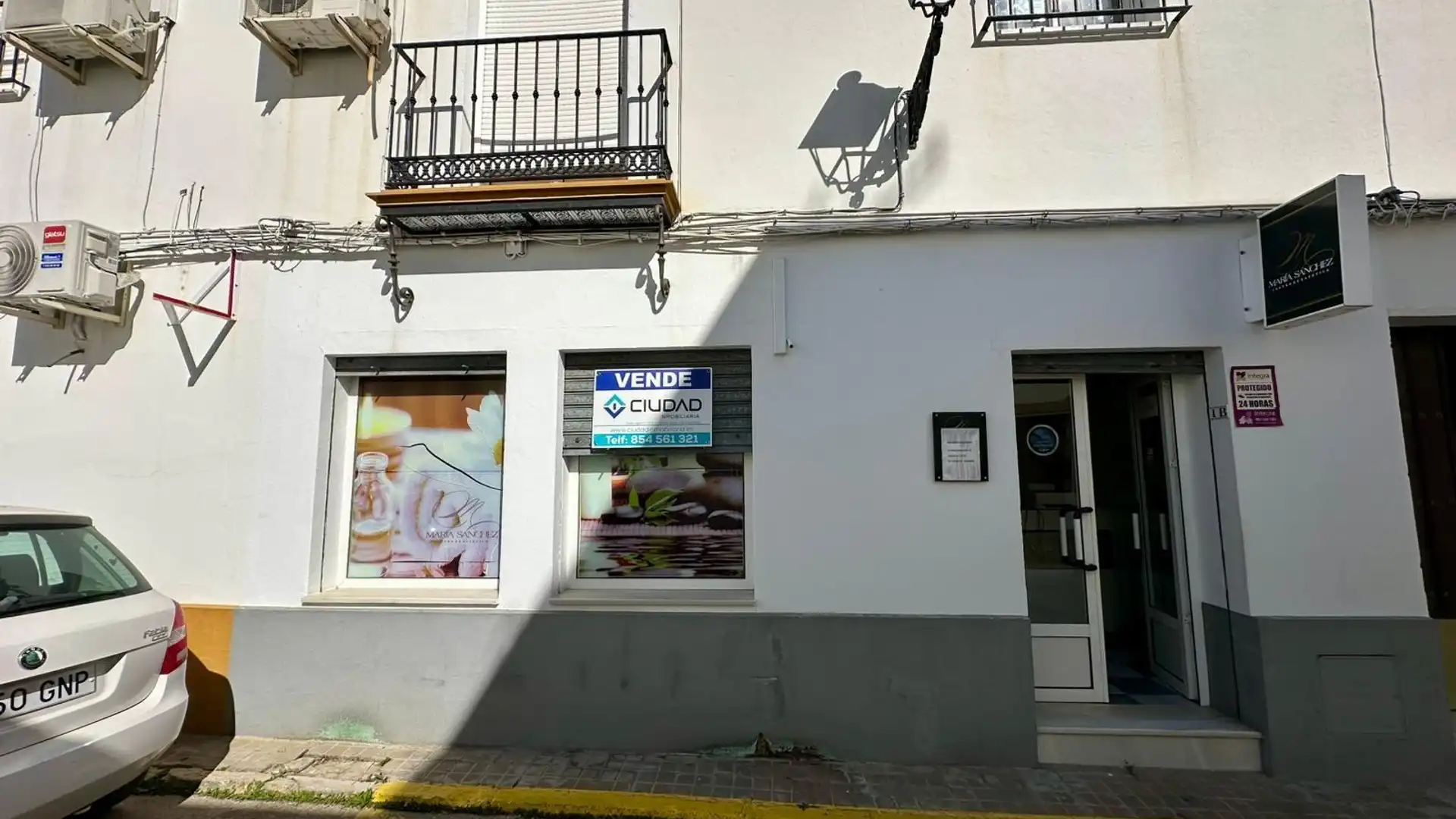 Vista exterior de Local en venta en Marchena