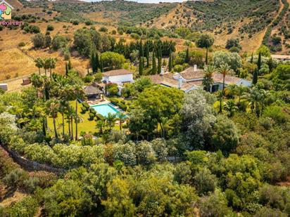 Jardí de Finca rústica en venda en San Martín del Tesorillo amb Terrassa i Piscina