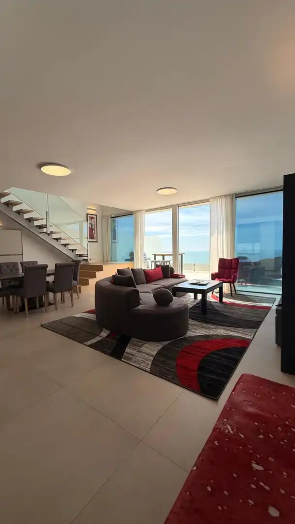 Wohnzimmer von Dachboden zum Verkauf in Benalmádena mit Klimaanlage, Terrasse und Abstellraum