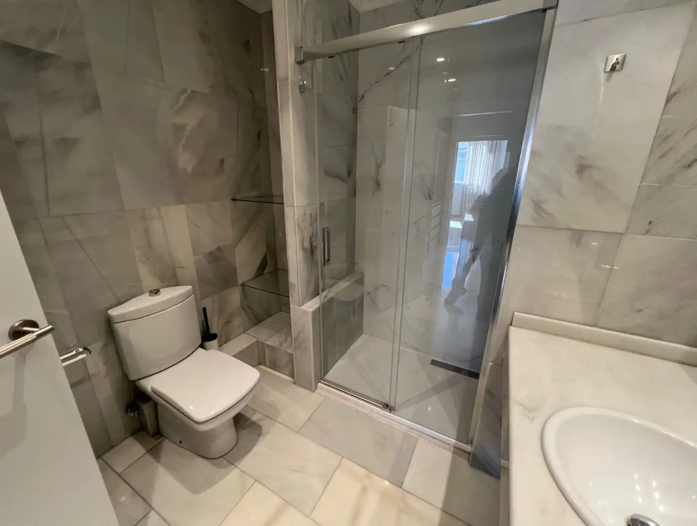 Baño de Piso de alquiler en Valencia con Aire acondicionado y Amueblado