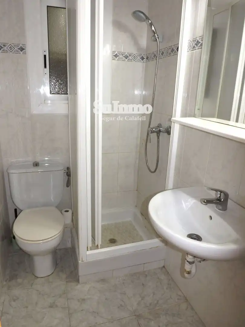Baño de Piso en venta en Calafell con Aire acondicionado, Calefacción y Terraza