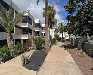Vista exterior de Apartament de lloguer en San Bartolomé de Tirajana amb Aire condicionat
