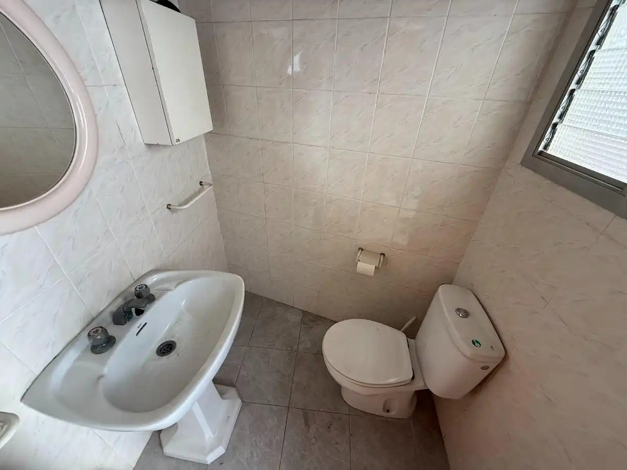 Baño de Piso en venta en Mislata con Terraza, Trastero y Balcón