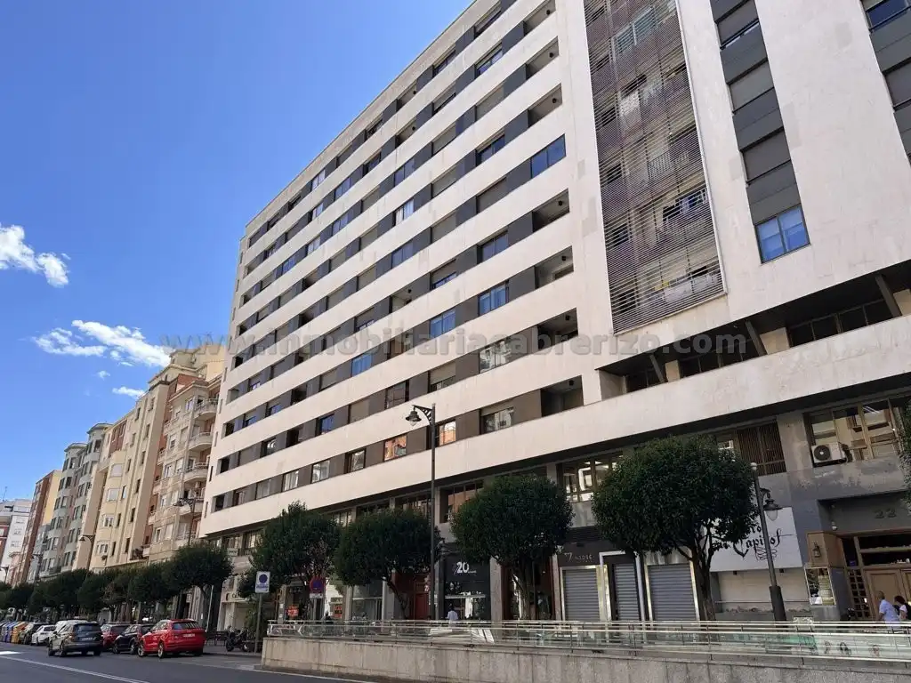 Flat with lift for sale in Calle Villamediana