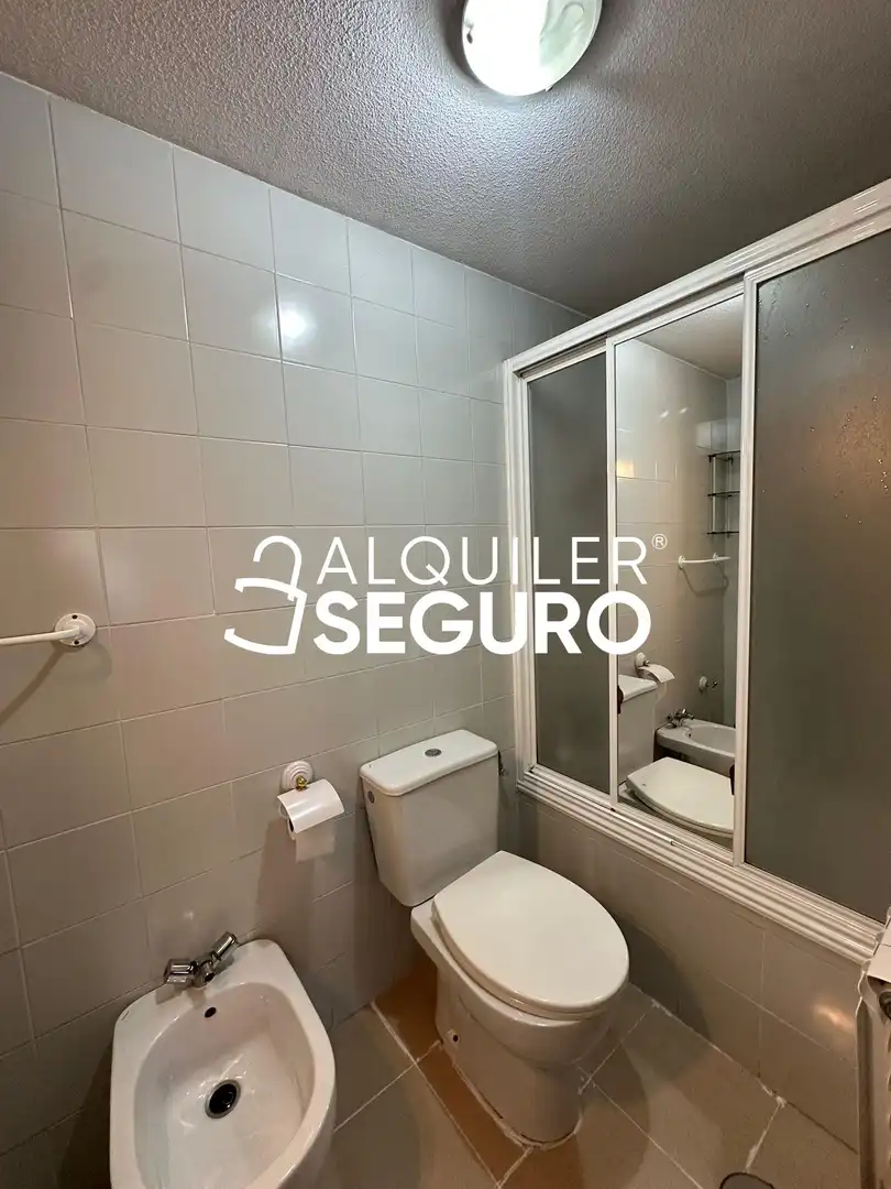 Piso de alquiler en Los Lilos, Prado Santo Domingo - Ensanche