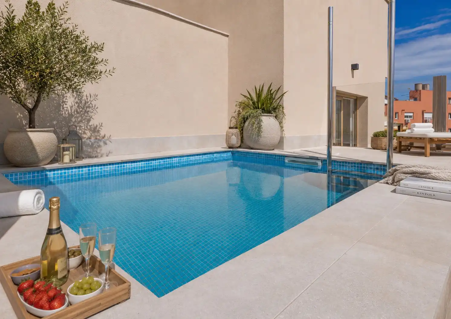 Piscina de Ático en venta en Torremolinos con Aire acondicionado, Calefacción y Terraza