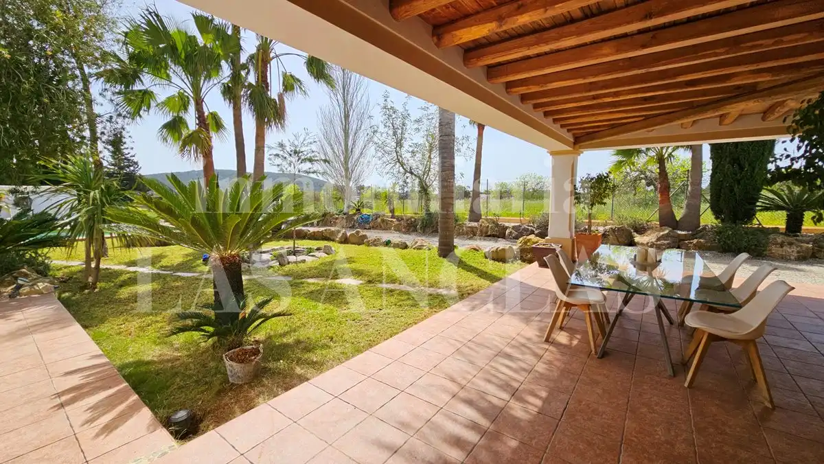 Jardí de Finca rústica en venda en Santa Eulària des Riu amb Aire condicionat, Terrassa i Piscina