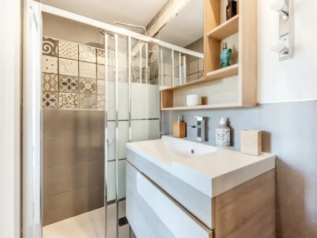 Bathroom of Apartments for sale in Campello Playa