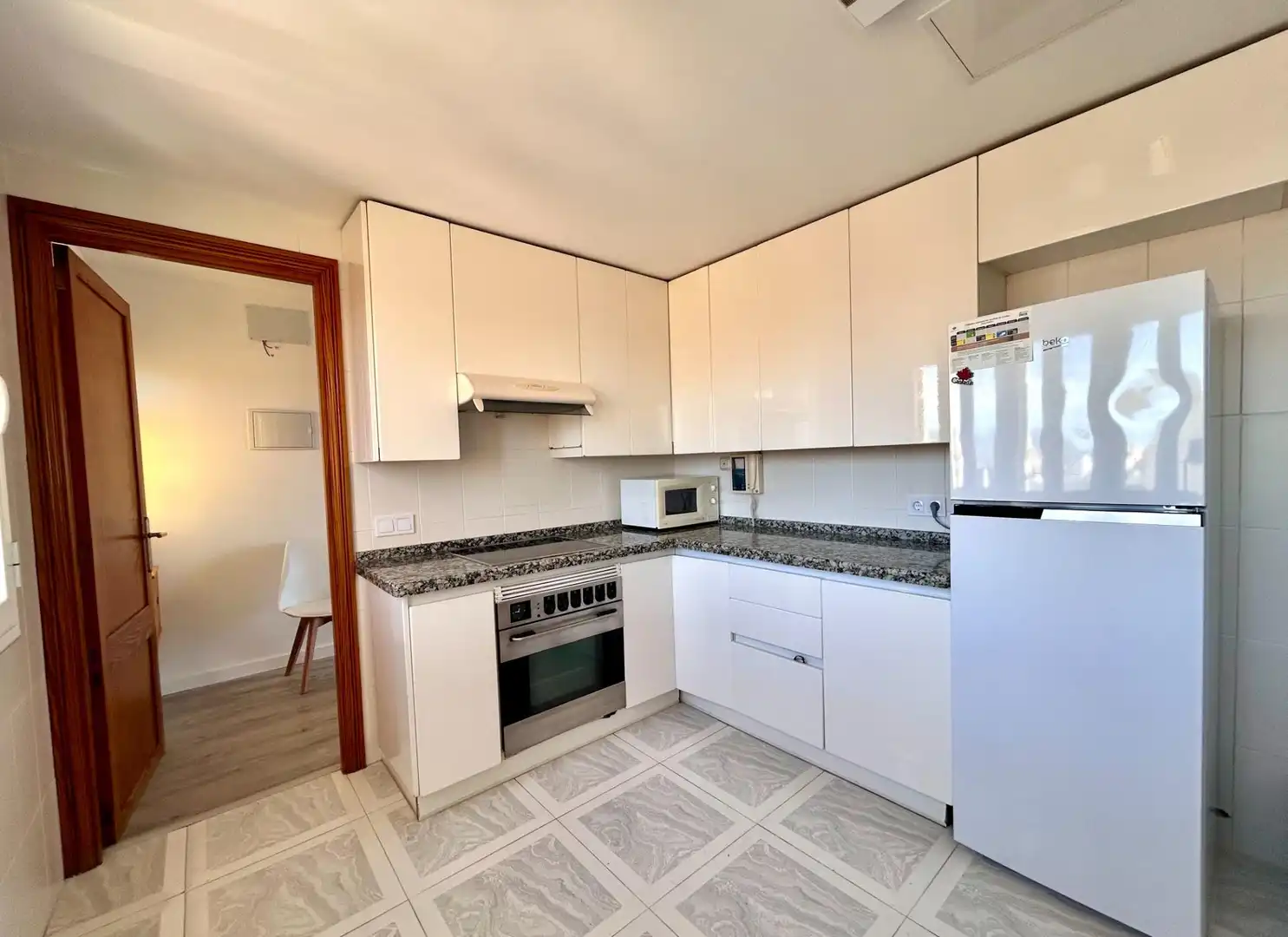 Cocina de Piso para compartir en Inca con Parquet y Amueblado