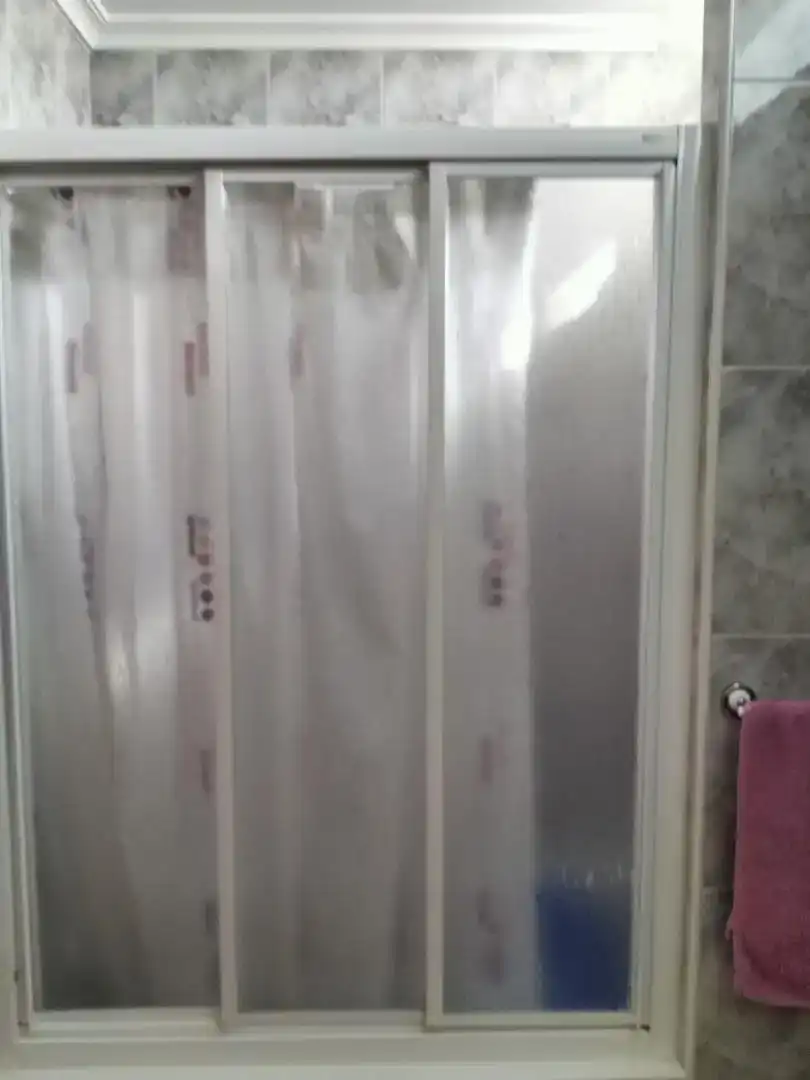 Baño de Piso en venta en Fuensanta de Martos con Aire acondicionado, Trastero y Amueblado