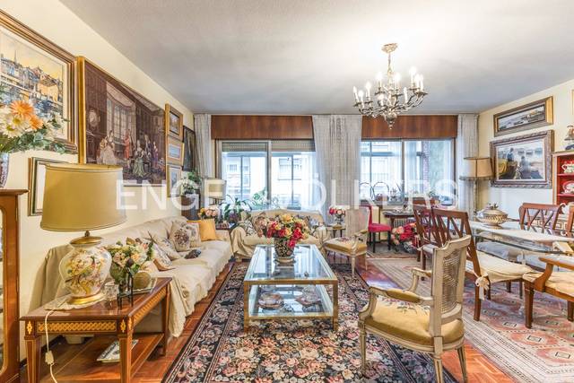 Piso en Venta en Calle de Maldonado en Castellana