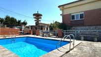 Piscina de Casa o xalet en venda en La Torre de Claramunt amb Calefacció, Jardí privat i Terrassa