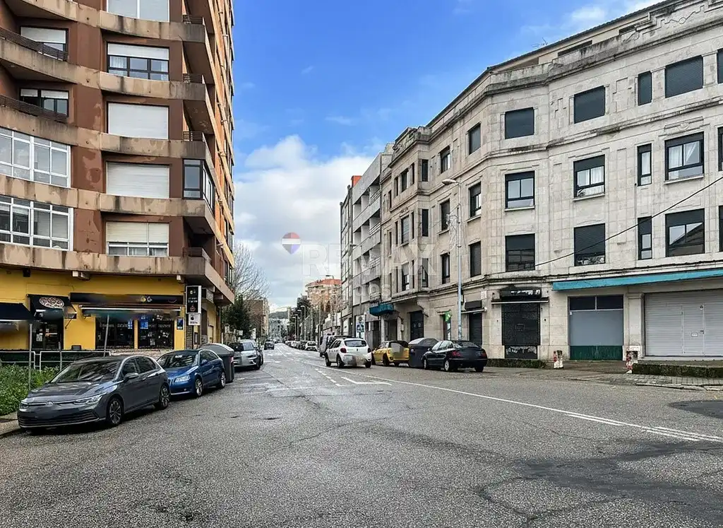Vista exterior de Pis en venda en Vigo  amb Calefacció, Parquet i Traster