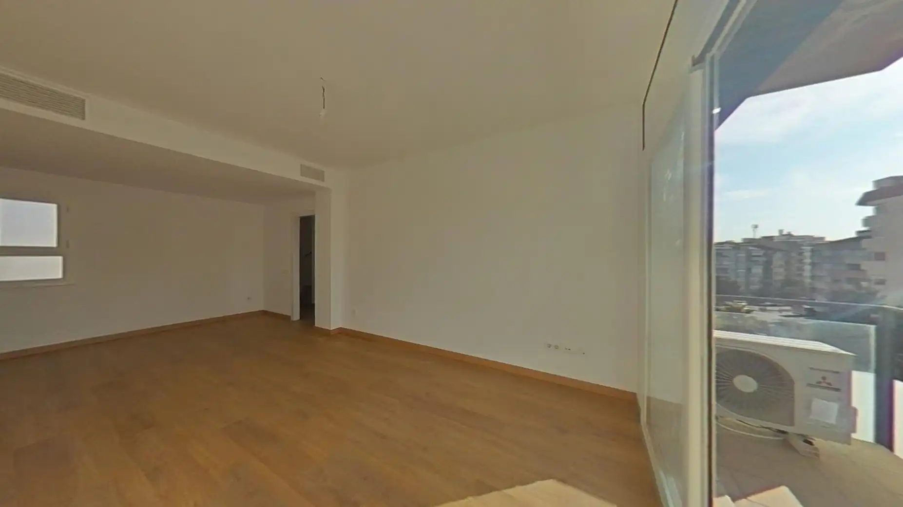 Piso en venta en Av Abat Marcet, Zona Esportiva
