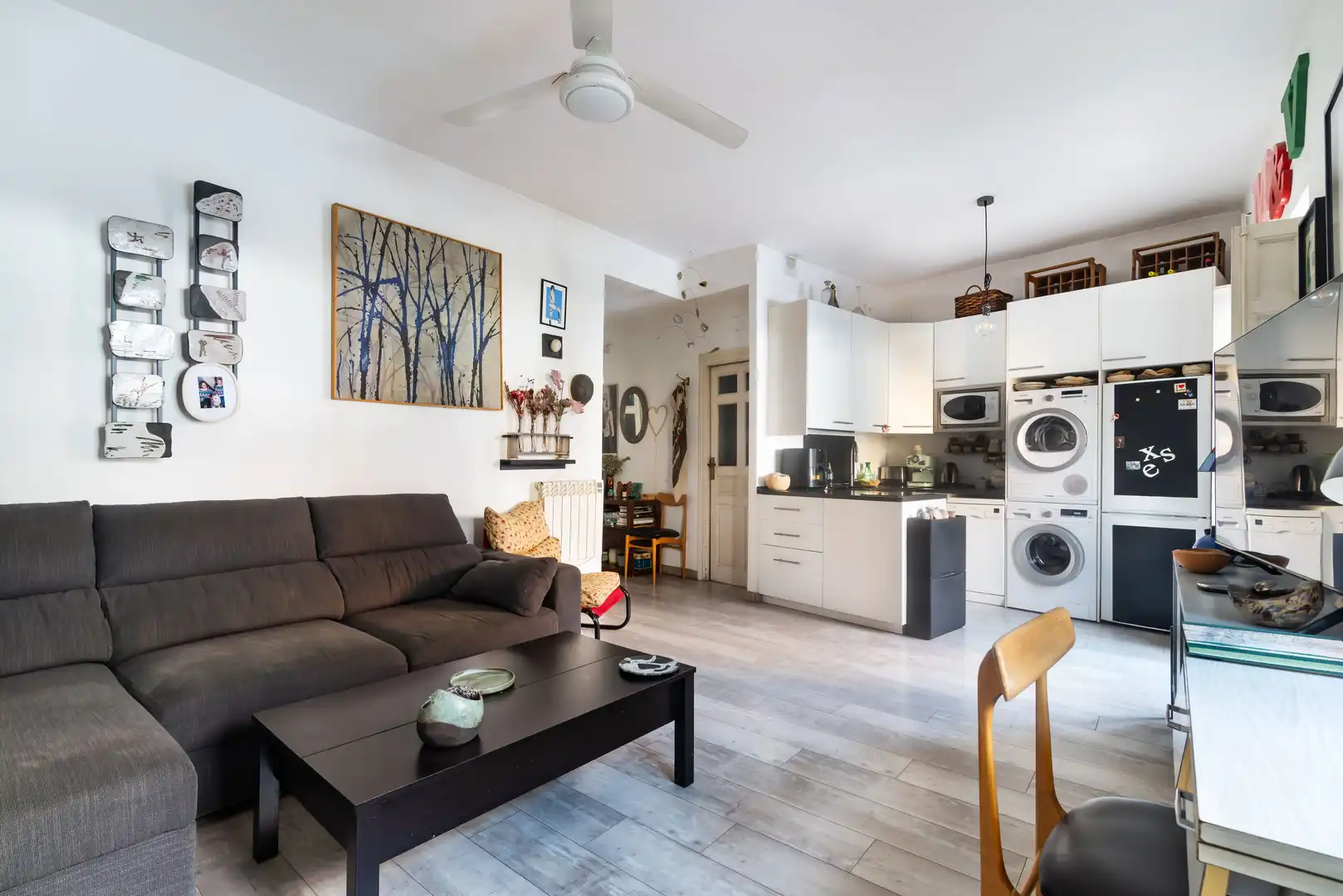 Flat with balcony for sale in Plaza Cascorro