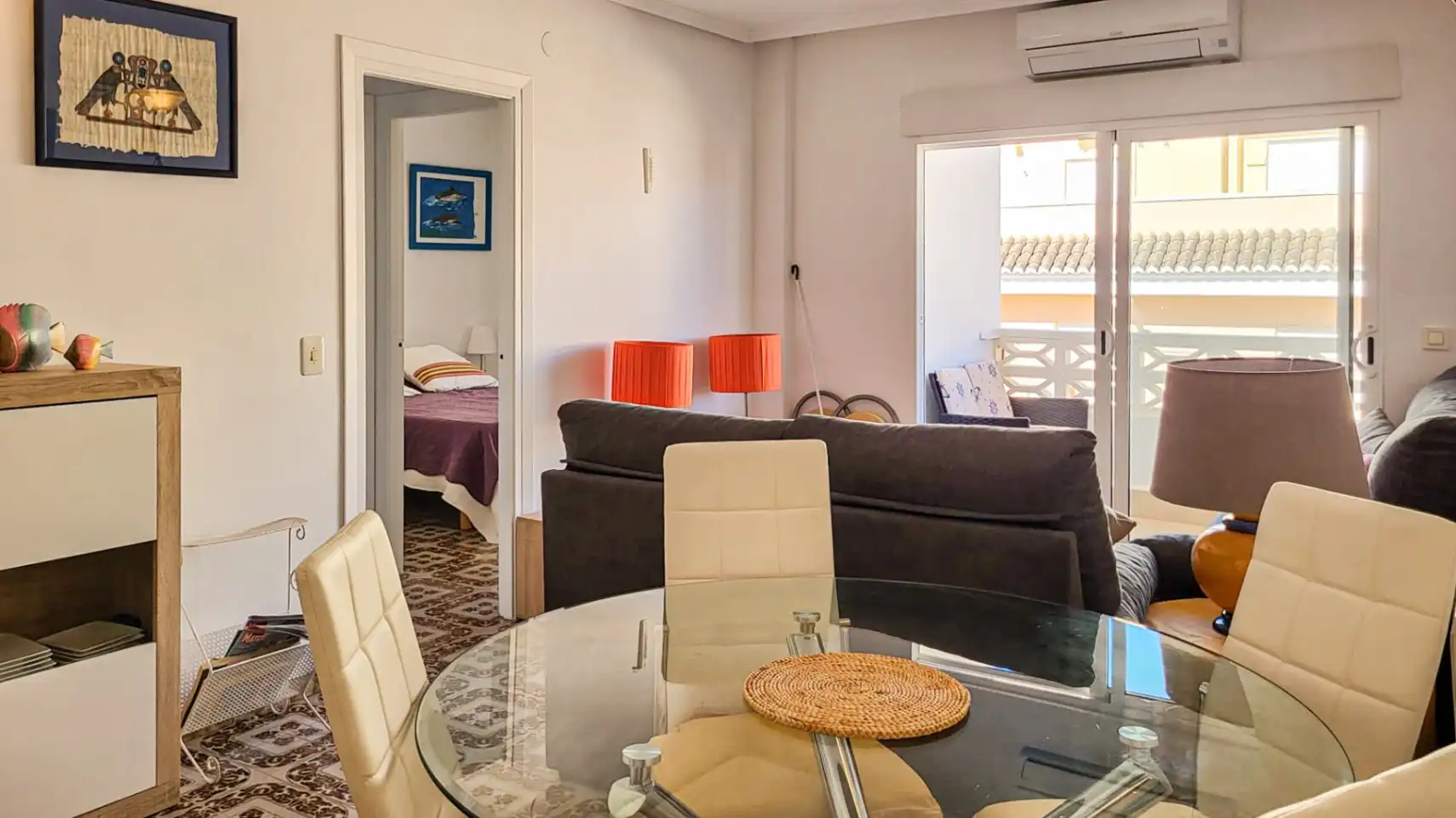 Wohnzimmer von Wohnungen zum Verkauf in Dénia mit Klimaanlage, Heizung und Privatgarten