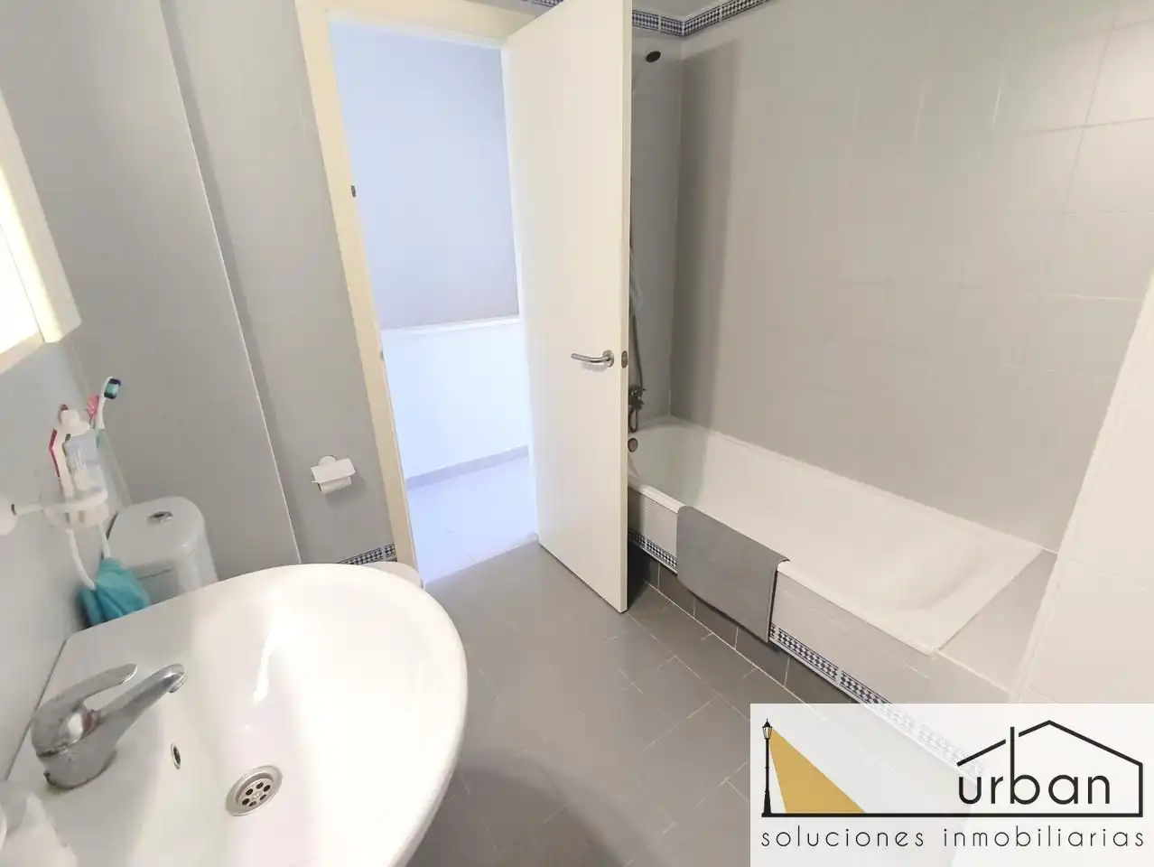 Ground floor for sale in Juan Carlos I, Costa Ballena - Largo Norte