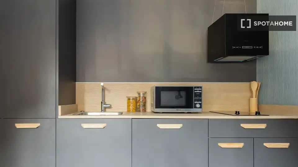 Kitchen of Flat for rent in Valencia  with Air Conditioner, Heating and Furnished