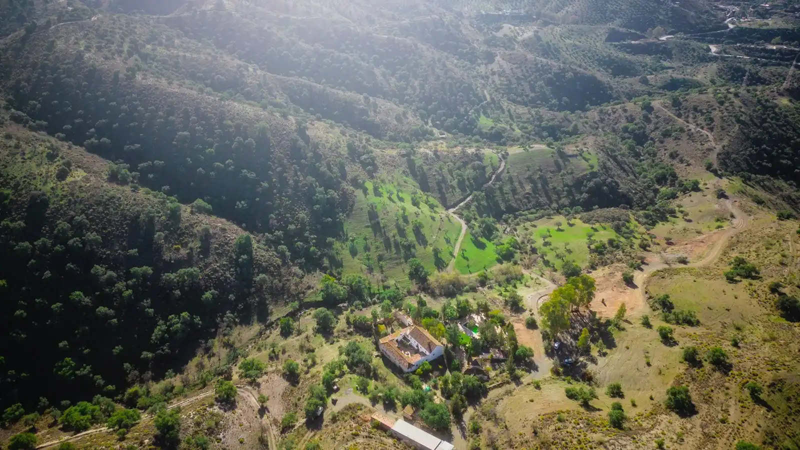 Vista exterior de Finca rústica en venta en Málaga con Jardín privado, Horno y TV