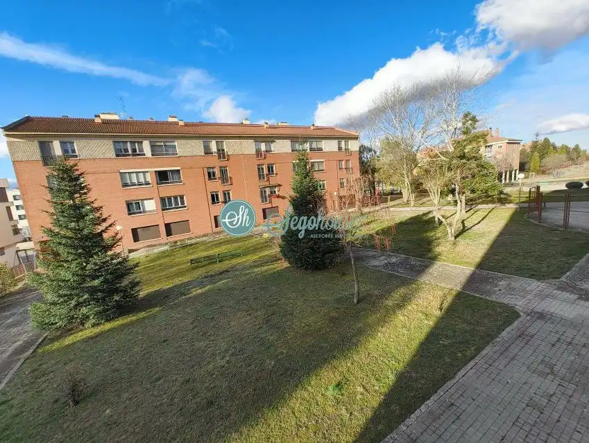Exterior view of Flat for sale in Segovia  with Heating, Parquet flooring and Terrace