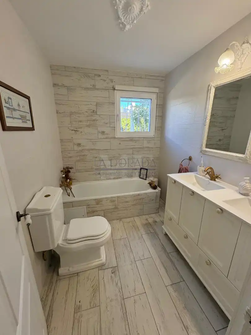 Detached house with pool for sale in Platja de Mont-roig, imagen 7