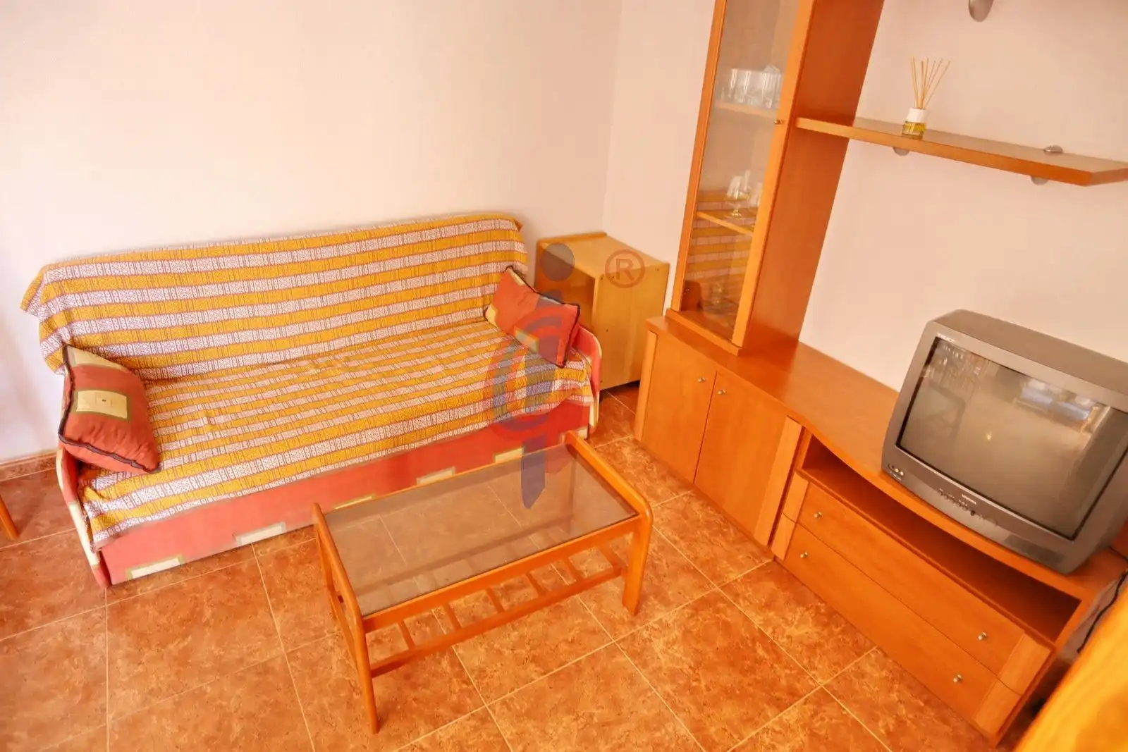 Dormitori de Apartament en venda en Guardamar del Segura amb Terrassa i Moblat