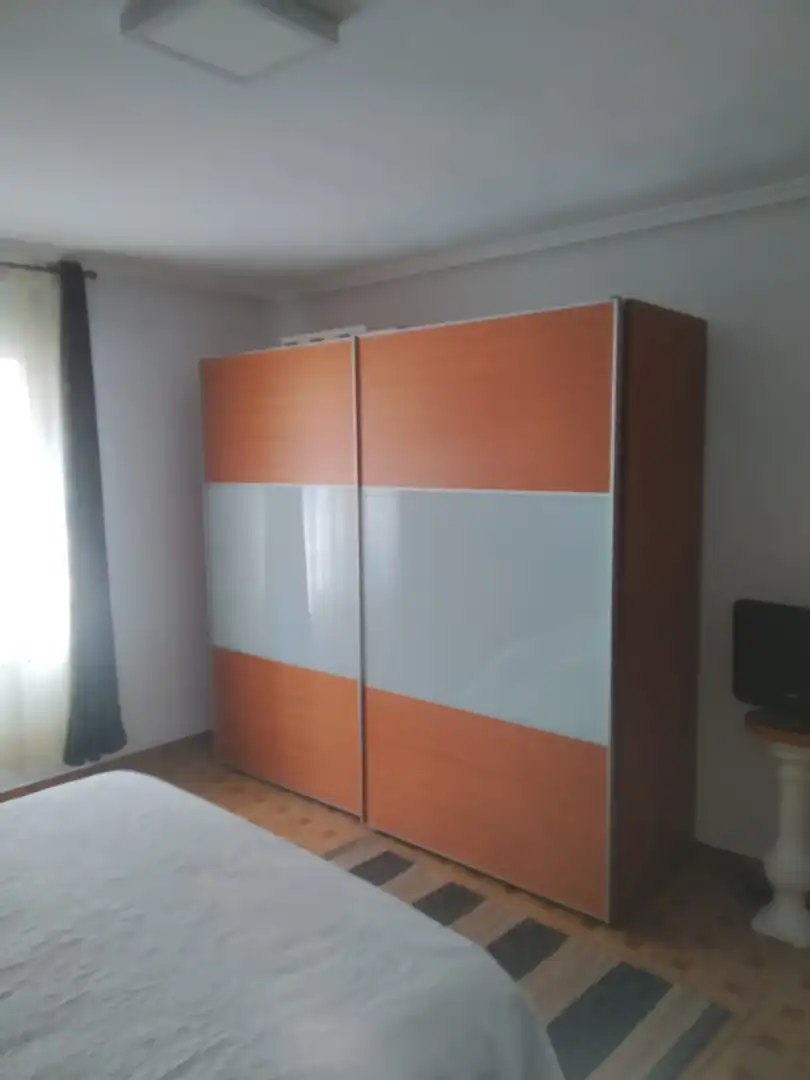 Schlafzimmer von Einfamilien-Reihenhaus zum Verkauf in Belorado mit Heizung, Terrasse und Abstellraum