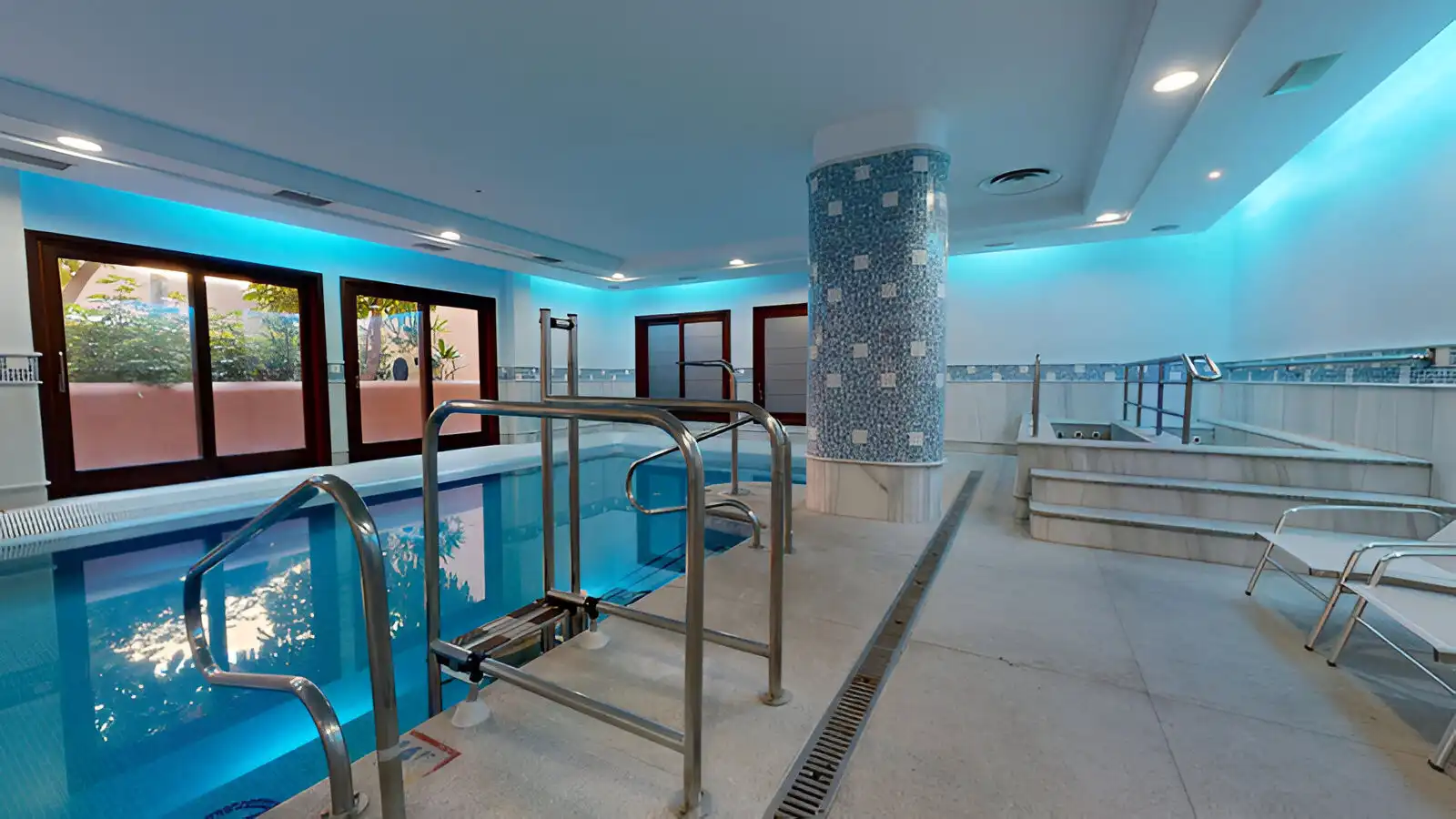 Apartament amb terrassa en venda a Estepona Pueblo, imagen 41
