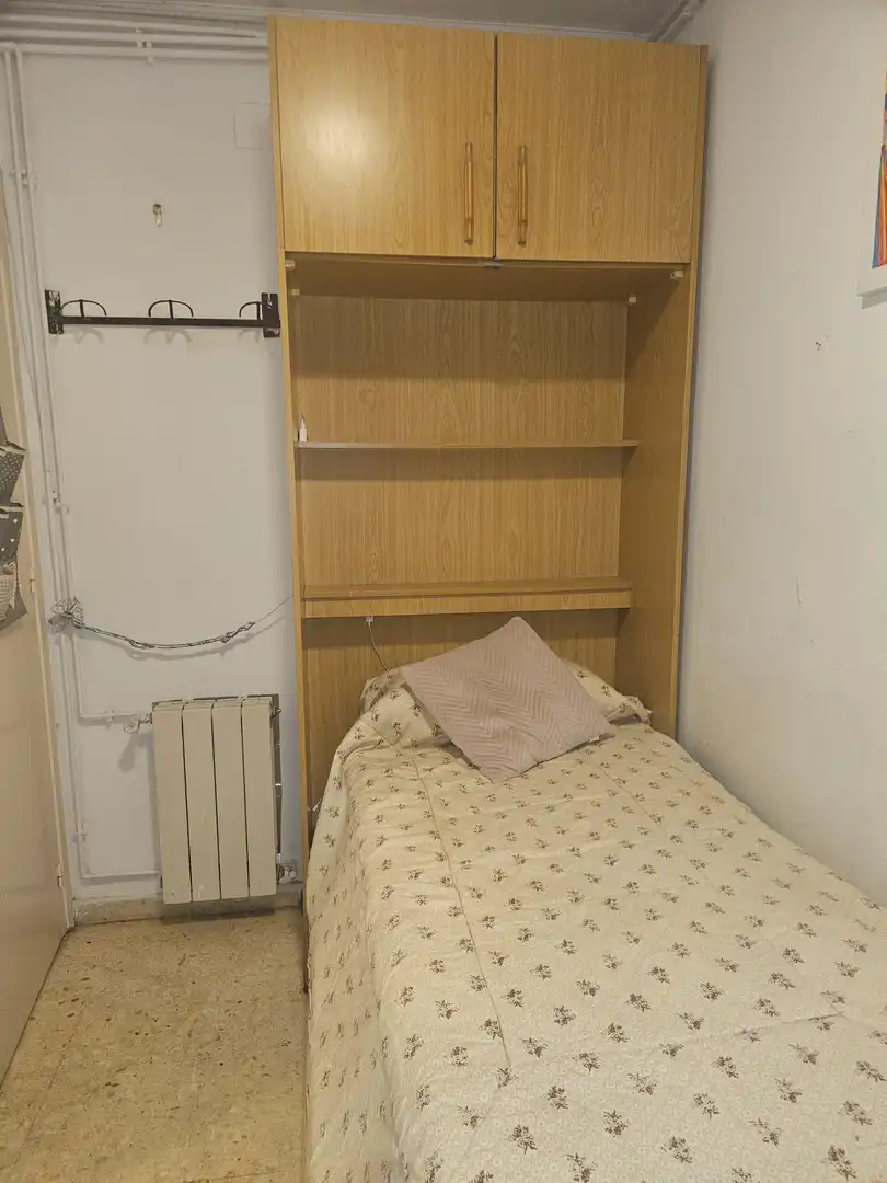 Bedroom of Flat for sale in Badalona  with Heating, Terrace and Balcony