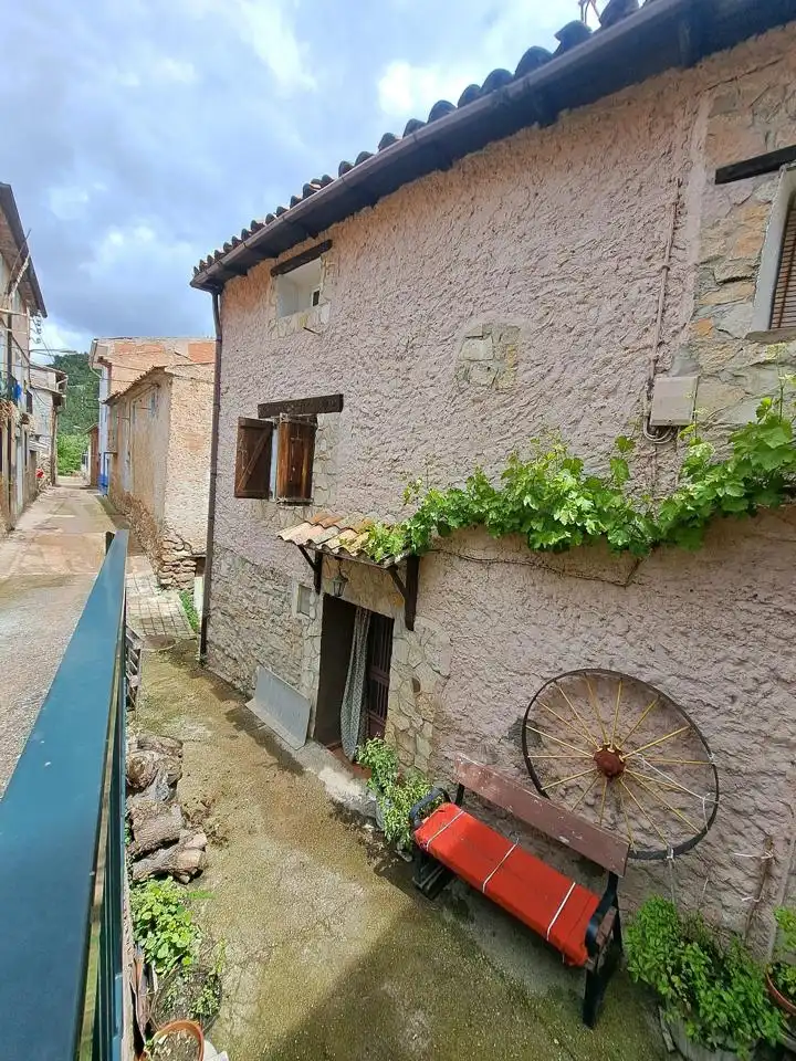 Vista exterior de Casa adosada en venta en Calmarza