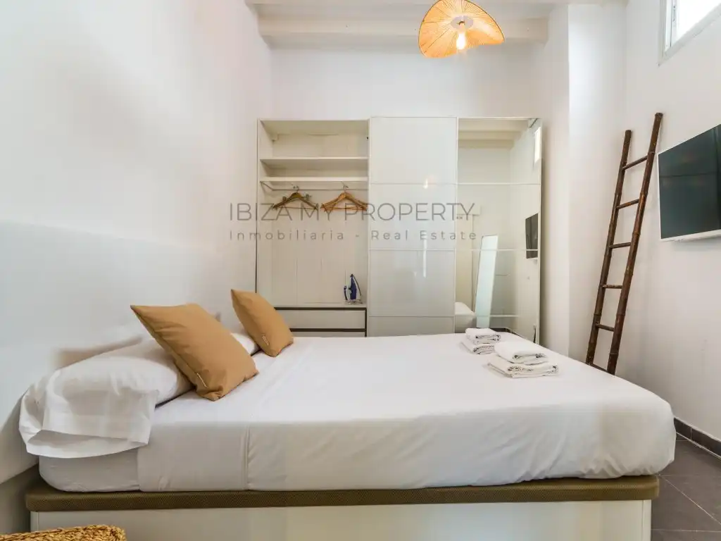 Schlafzimmer von Wohnungen zum Verkauf in Eivissa mit Klimaanlage, Möbliert und Ofen