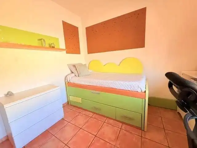 Dormitori de Casa o xalet en venda en L'Alfàs del Pi amb Aire condicionat, Calefacció i Jardí privat