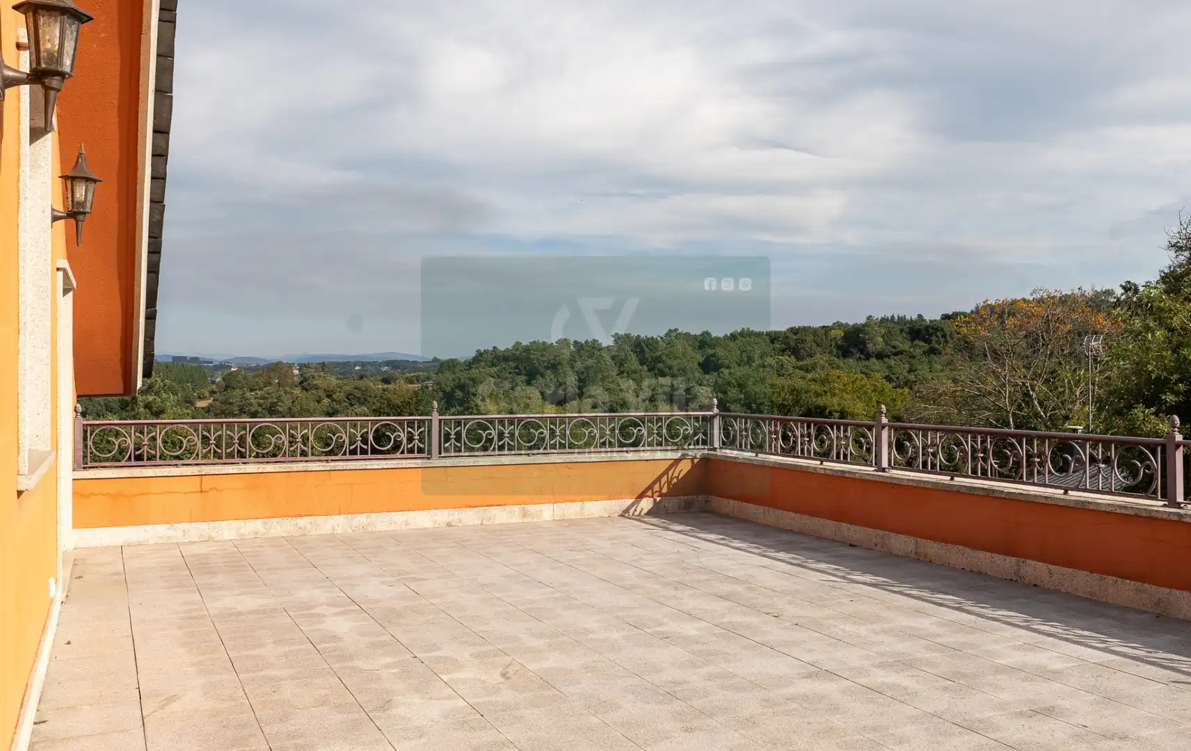 Terraza de Casa o chalet en venta en Lugo con Calefacción, Jardín privado y Parquet