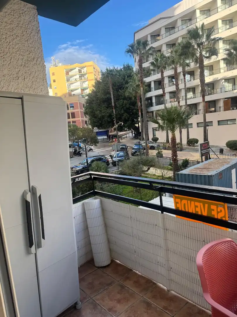 Außenansicht von Wohnungen zum Verkauf in Marbella mit Klimaanlage und Terrasse