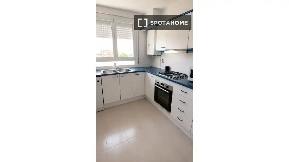Küche von Wohnung zur Miete in Vilanova i la Geltrú mit Klimaanlage, Heizung und Möbliert