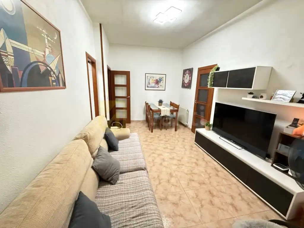 Sala d'estar de Apartament en venda en L'Hospitalet de Llobregat