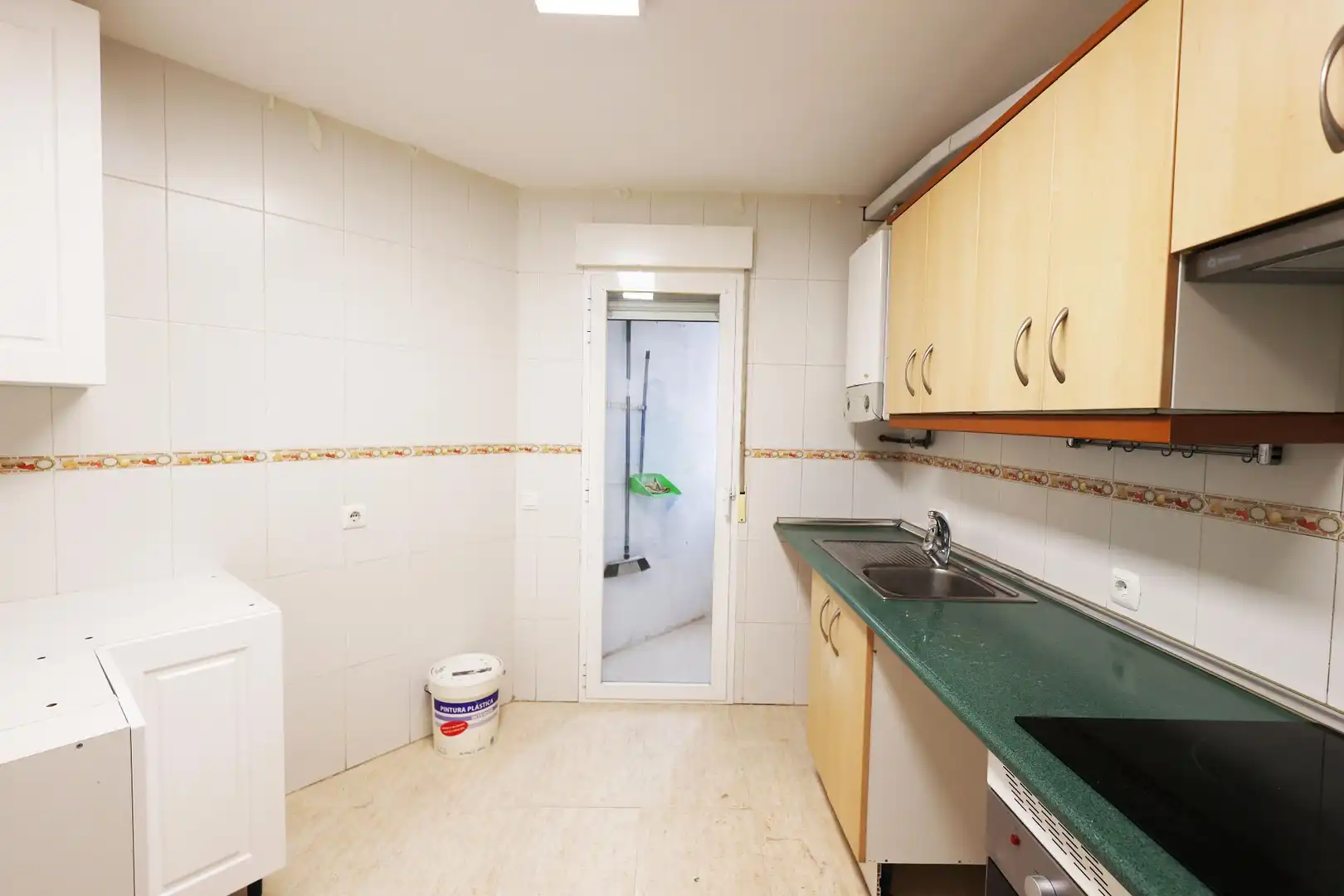 Kitchen of Duplexes for sale in Colmenarejo  with Heating
