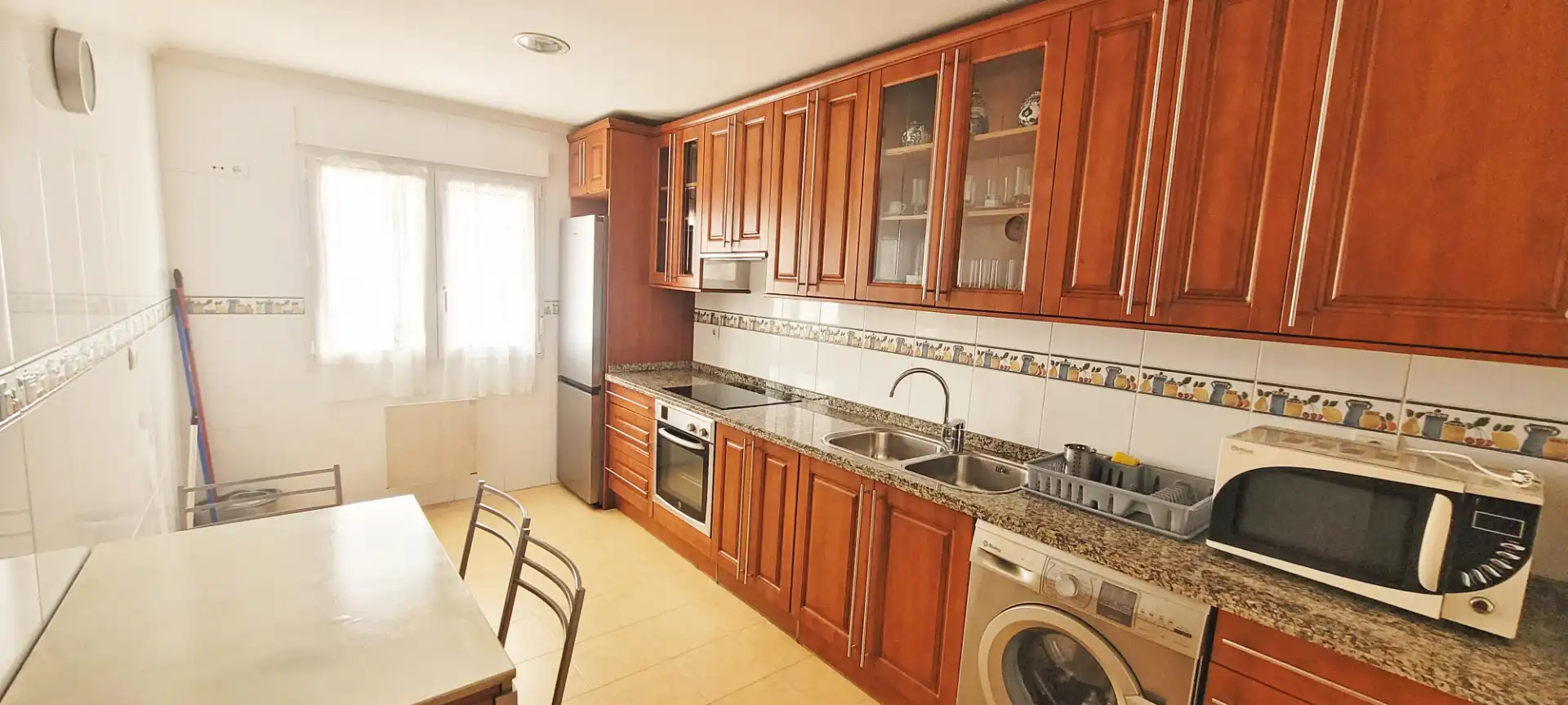 Cocina de Piso en venta en Gijón  con Calefacción