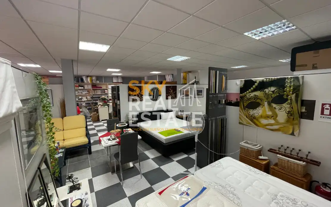 Local en venta en Calvià