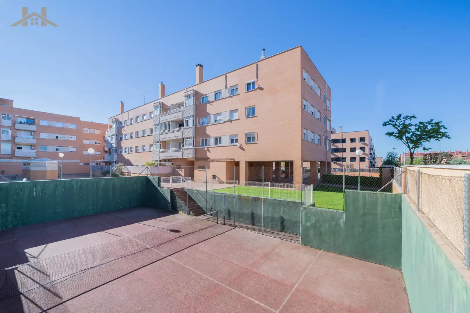 Vista exterior de Piso en venta en Leganés con Aire acondicionado, Calefacción y Terraza