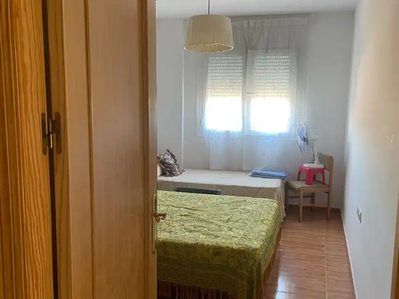 Piso con ascensor en venta en Calle Calderón de la Barca 52, imagen 2