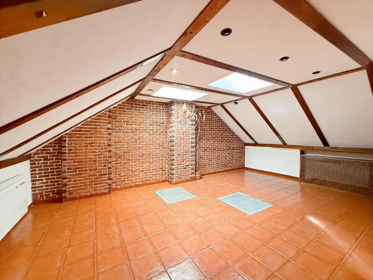Casa adosada en venda en Alcorcón amb Aire condicionat, Calefacció i Jardí privat