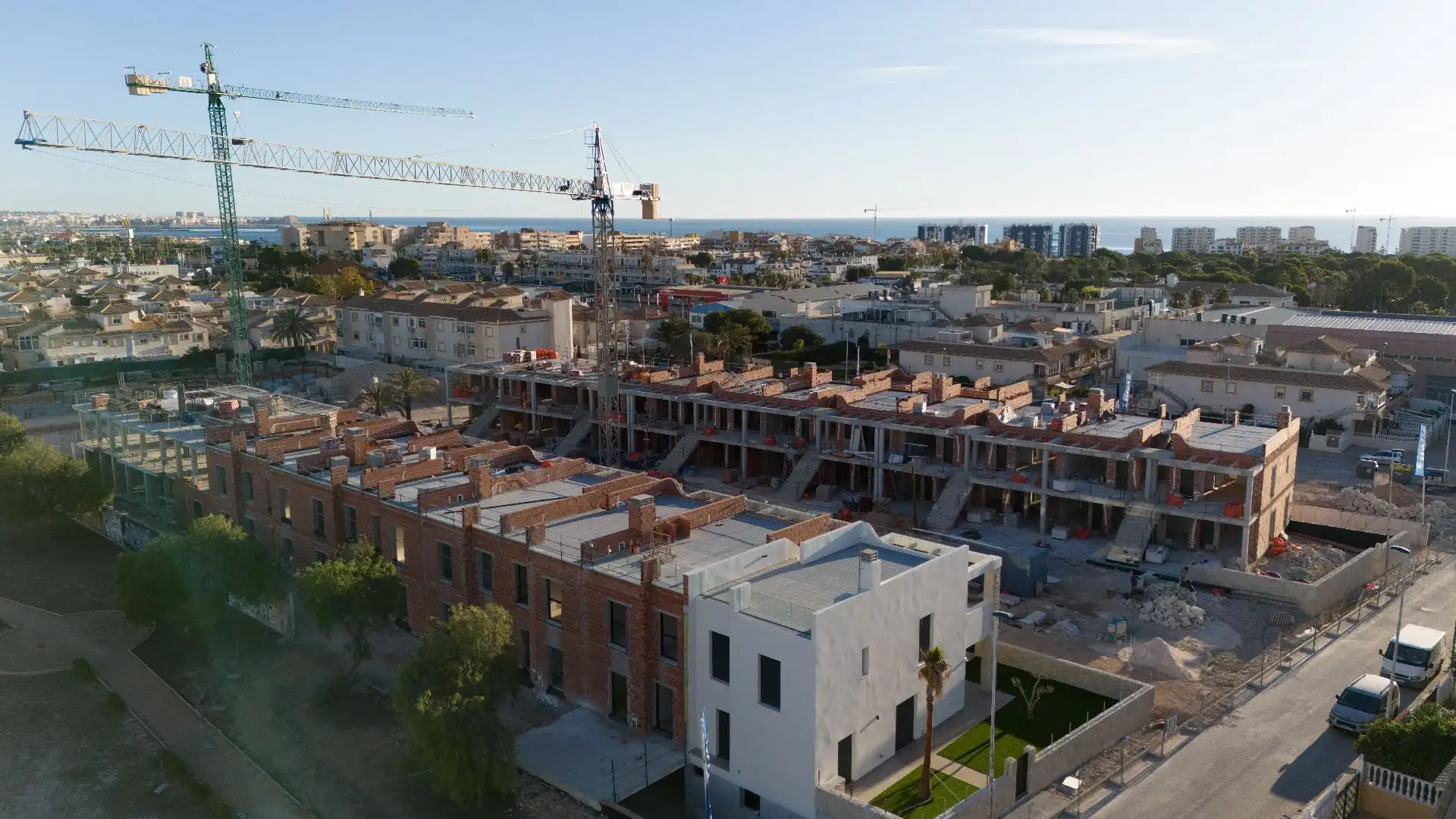 Vista exterior de Casa o chalet en venta en Pilar de la Horadada con Aire acondicionado, Calefacción y Terraza