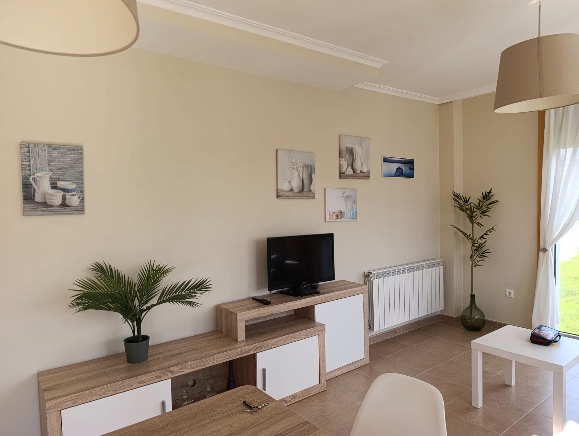 Living room of Flat to rent in Foz  with Heating, Storage room and Furnished