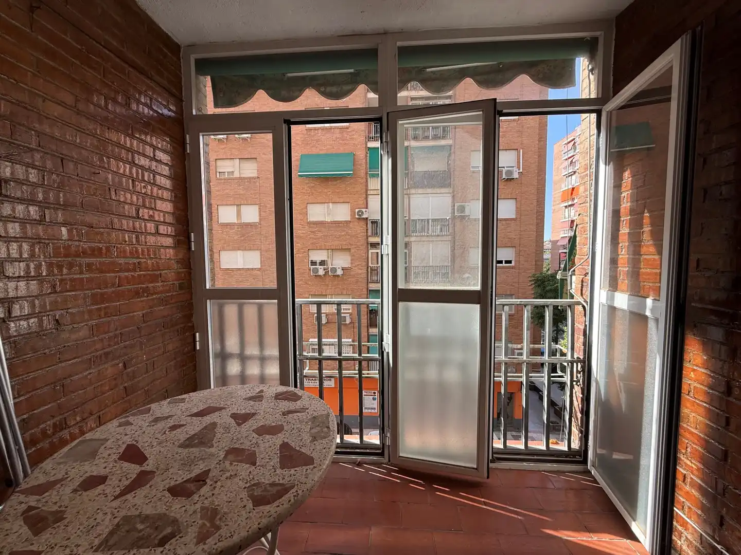 Appartamento con terrazza in vendita a Genil, imagen 12