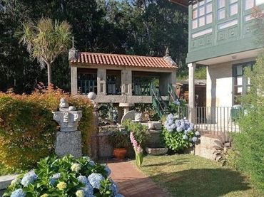 Casa amb balcó en venda a Raxó