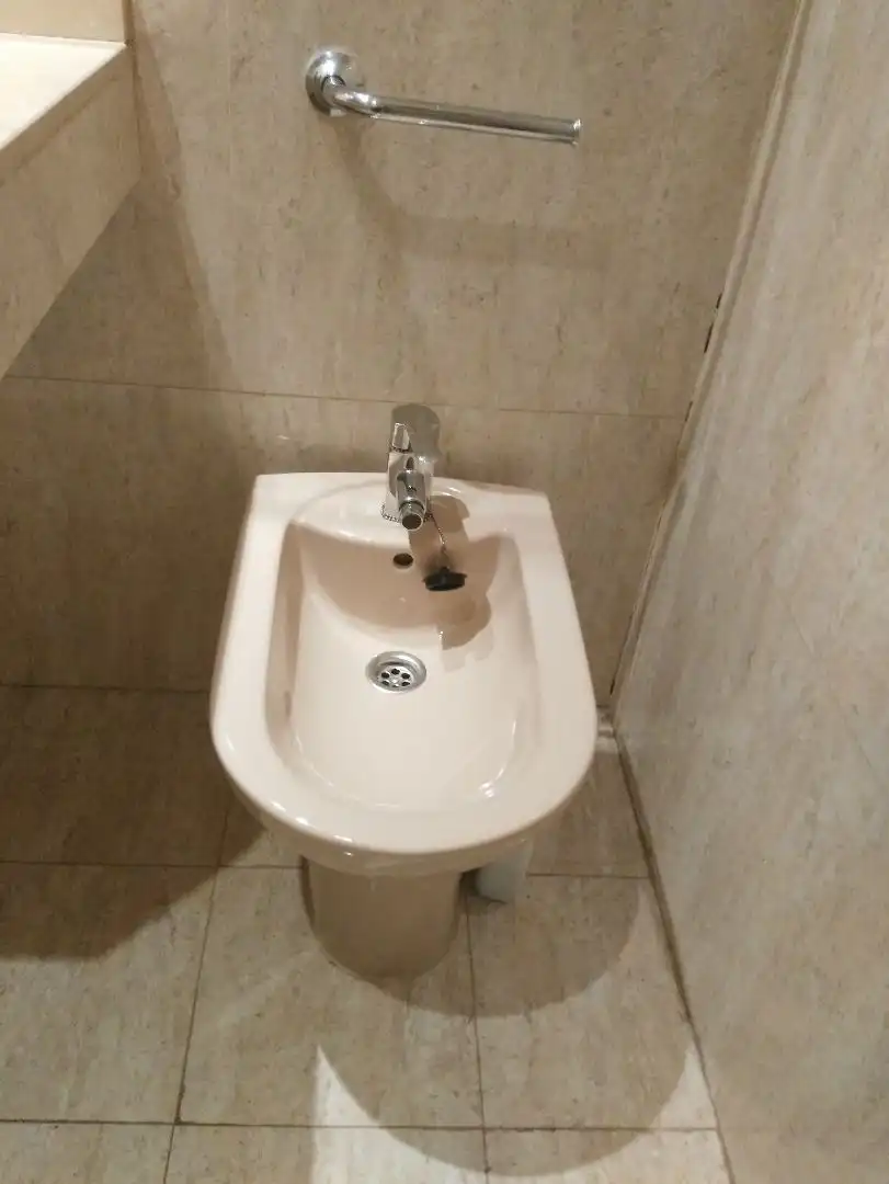 Baño de Piso en venta en Madrid con Aire acondicionado, Calefacción y Amueblado