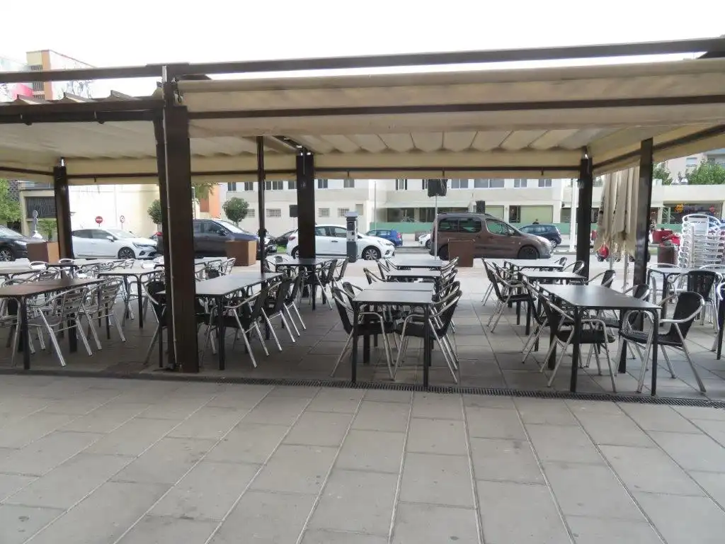 Terraza de Local en traspaso en Sant Andreu de la Barca con Aire acondicionado, Calefacción y Terraza